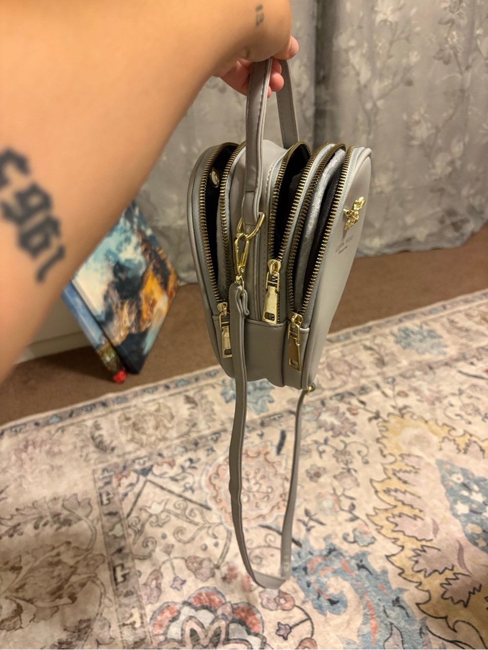 Stylish Triple-Zip Crossbody Bag in Light Gray with Gold Hardware